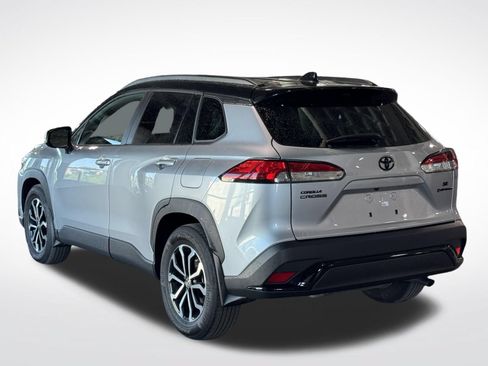 Used 2025 Toyota Corolla Cross AWD Hybrid image 8