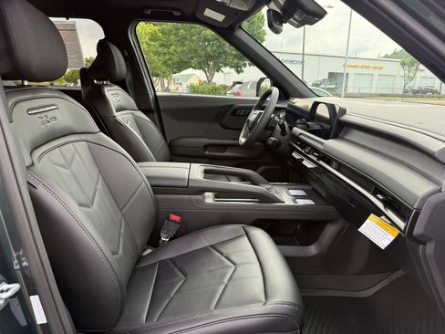 New 2027 Kia Telluride SX X-Pro AWD/4WD image 11