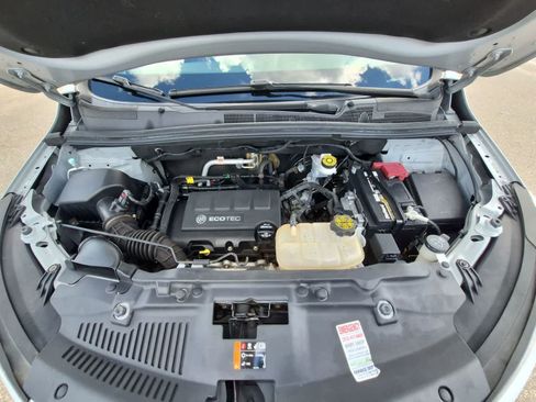 Used 2018 Buick Encore Essence FWD image 14