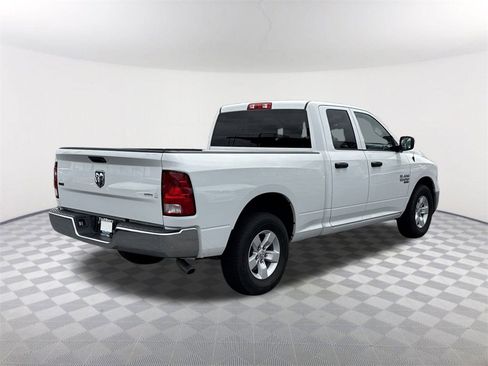 Used 2024 RAM 1500 Classic SLT image 5
