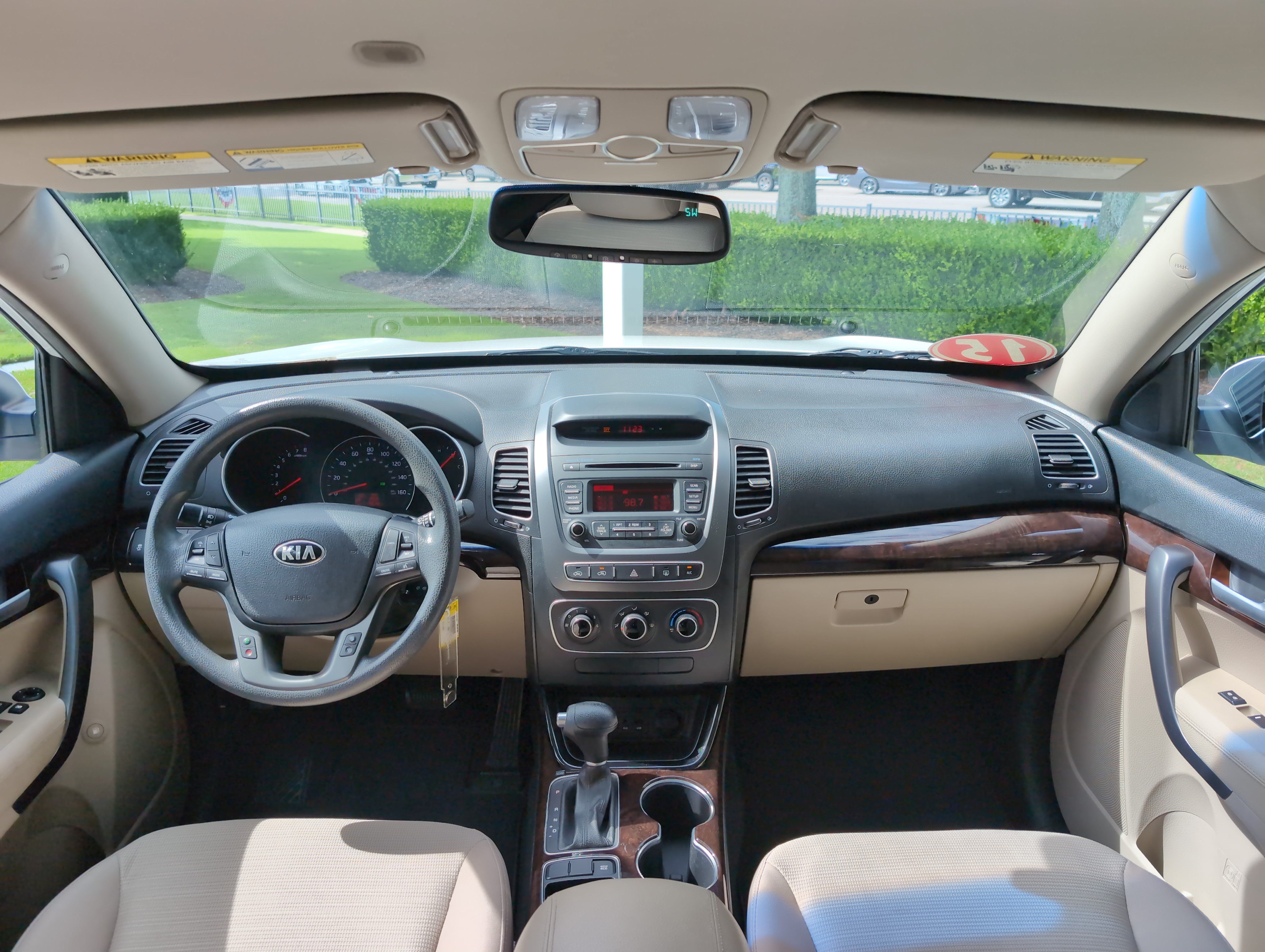 Used 2015 Kia Sorento LX FWD image 25