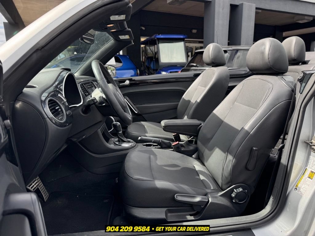 Used 2013 Volkswagen Beetle 2.0T FWD image 18