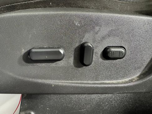 Used 2014 Ford Escape Titanium FWD image 32