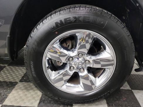 Used 2018 RAM 1500 Express w/ Express Value Package AWD/4WD image 30
