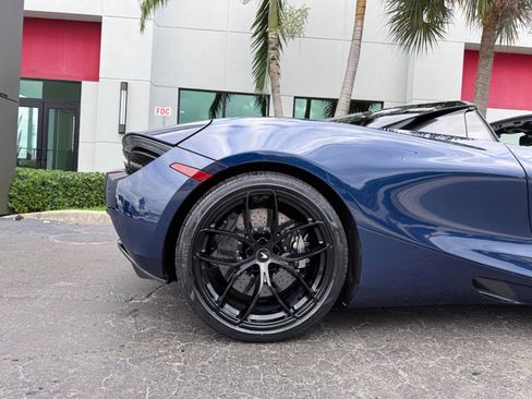 Used 2020 McLaren 720S Performance image 6