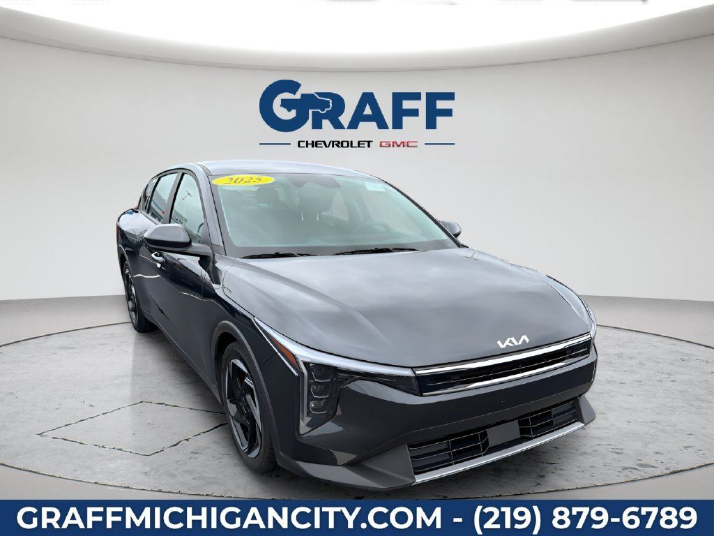 Used 2025 Kia K4 EX FWD image 9