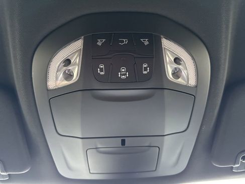 New 2026 Chrysler Pacifica Select FWD image 22