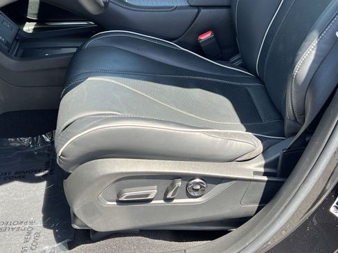 Used 2023 Acura RDX AWD w/ Advance Package image 15