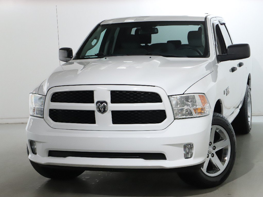 Used 2015 RAM 1500 Express AWD/4WD image 3
