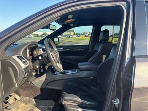 Used 2018 Jeep Grand Cherokee SRT AWD/4WD image 9