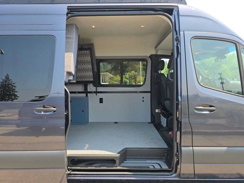 Used 2026 Mercedes-Benz Sprinter 2500 image 14