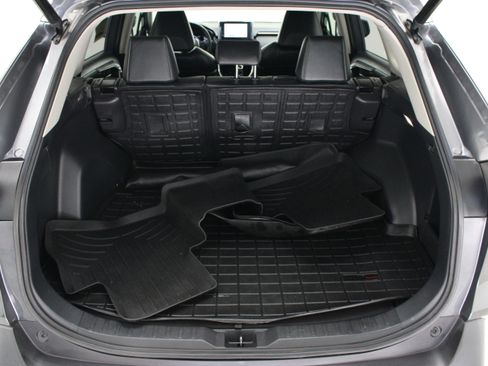 Used 2023 Toyota RAV4 XLE Premium FWD image 32