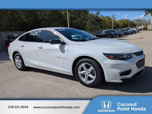 Used 2018 Chevrolet Malibu LS image 1