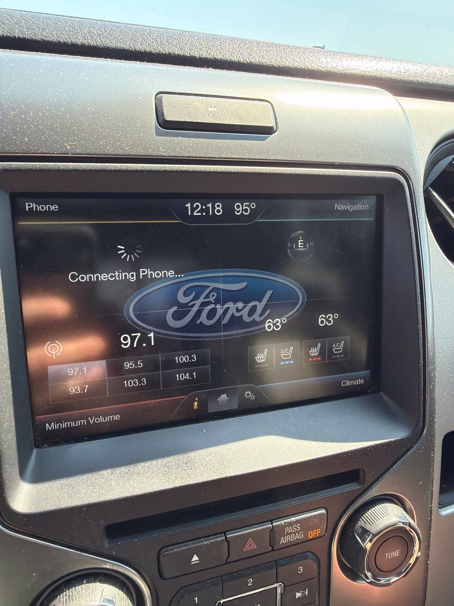 Used 2014 Ford F150 Raptor w/ Equipment Group 801A Luxury AWD/4WD image 11
