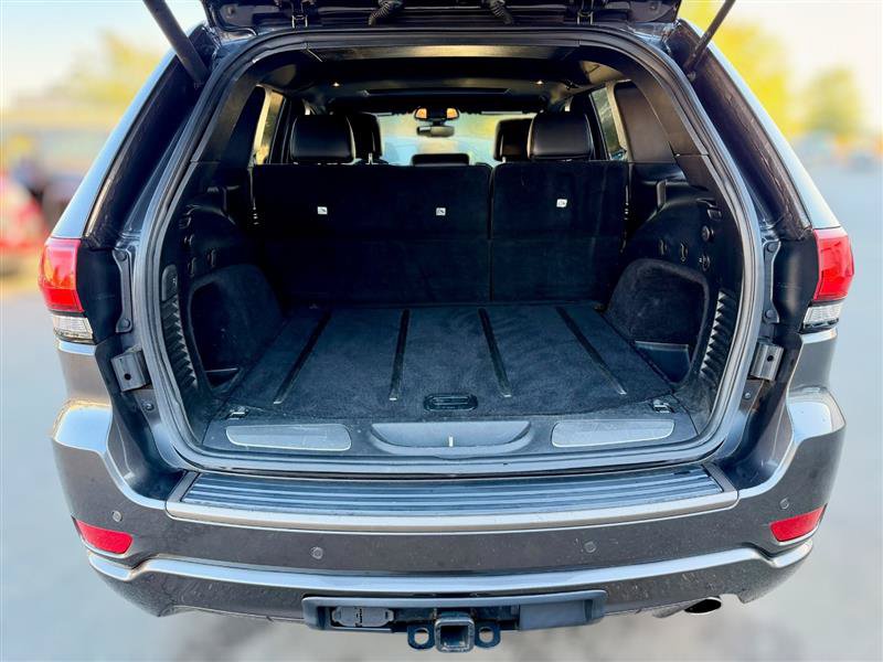 Used 2017 Jeep Grand Cherokee Limited 75th Anniversary AWD/4WD image 12