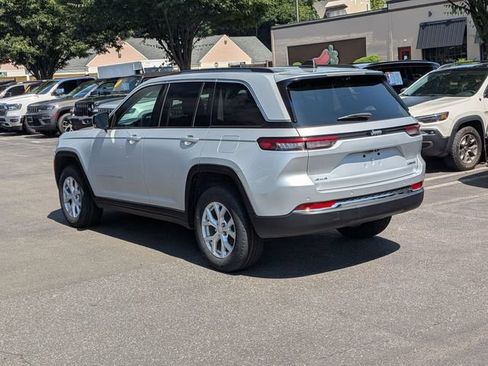 Certified 2023 Jeep Grand Cherokee Limited w/ Luxury Tech Group II AWD/4WD image 5
