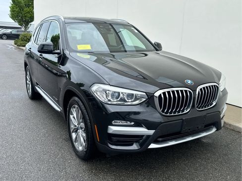 Used 2018 BMW X3 xDrive30i AWD/4WD image 2