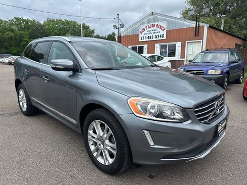 Used 2016 Volvo XC60 T5 Premier w/ Climate Package AWD/4WD image 3