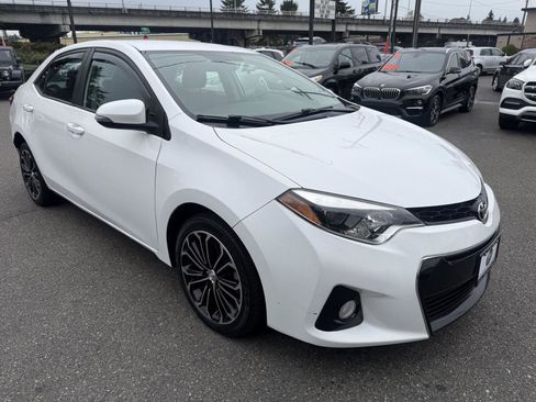 Used 2015 Toyota Corolla S image 5