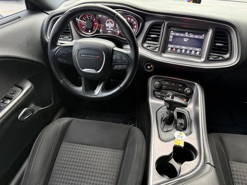 Used 2018 Dodge Challenger SXT RWD image 16