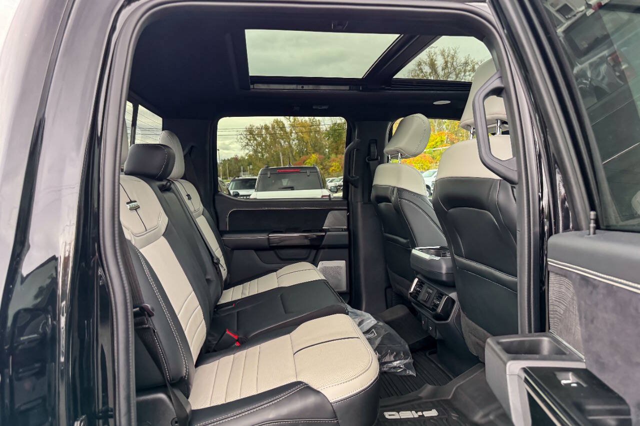 Used 2023 Ford F150 Lightning Platinum AWD/4WD image 17