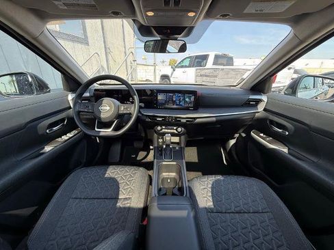New 2026 Nissan Kicks SV w/ SV Premium Package AWD/4WD image 13