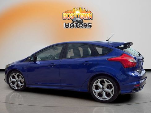 Used 2013 Ford Focus ST FWD image 4