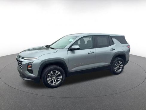 Used 2025 Chevrolet Equinox LT image 8