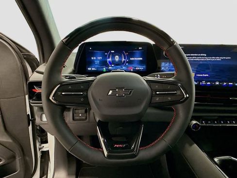 New 2025 Chevrolet Silverado EV RST AWD/4WD image 10