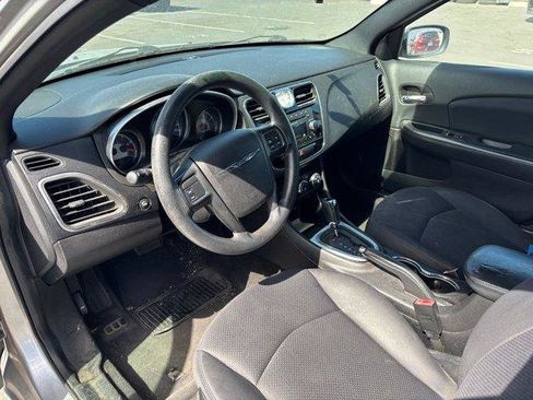 Used 2013 Chrysler 200 LX image 6