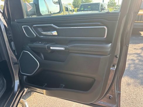 Used 2023 RAM 1500 Laramie AWD/4WD image 25
