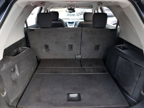 Used 2013 Chevrolet Equinox LS image 23