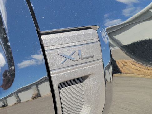 Used 2025 Ford Maverick XL w/ Equipment Group 102A image 4