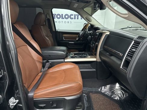 Used 2017 RAM 2500 Longhorn w/ Convenience Group AWD/4WD image 20