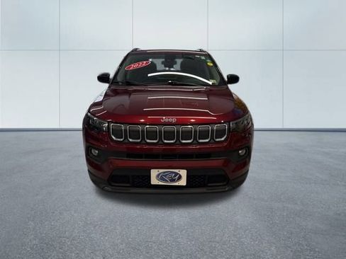 Used 2022 Jeep Compass Latitude w/ Sun and Sound Group image 11