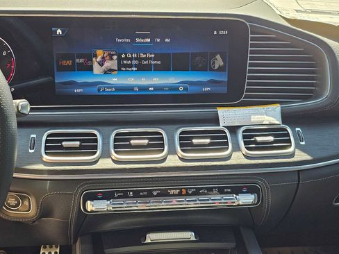 New 2026 Mercedes-Benz GLS 580 4MATIC image 28