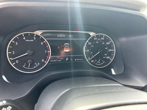 Used 2025 Nissan Rogue SV AWD/4WD image 7