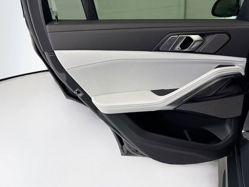 New 2026 BMW X6 xDrive40i AWD/4WD image 25