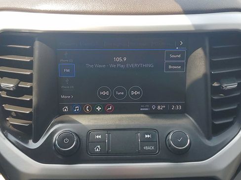 Used 2020 GMC Acadia SLE w/ Driver Convenience Package AWD/4WD image 17