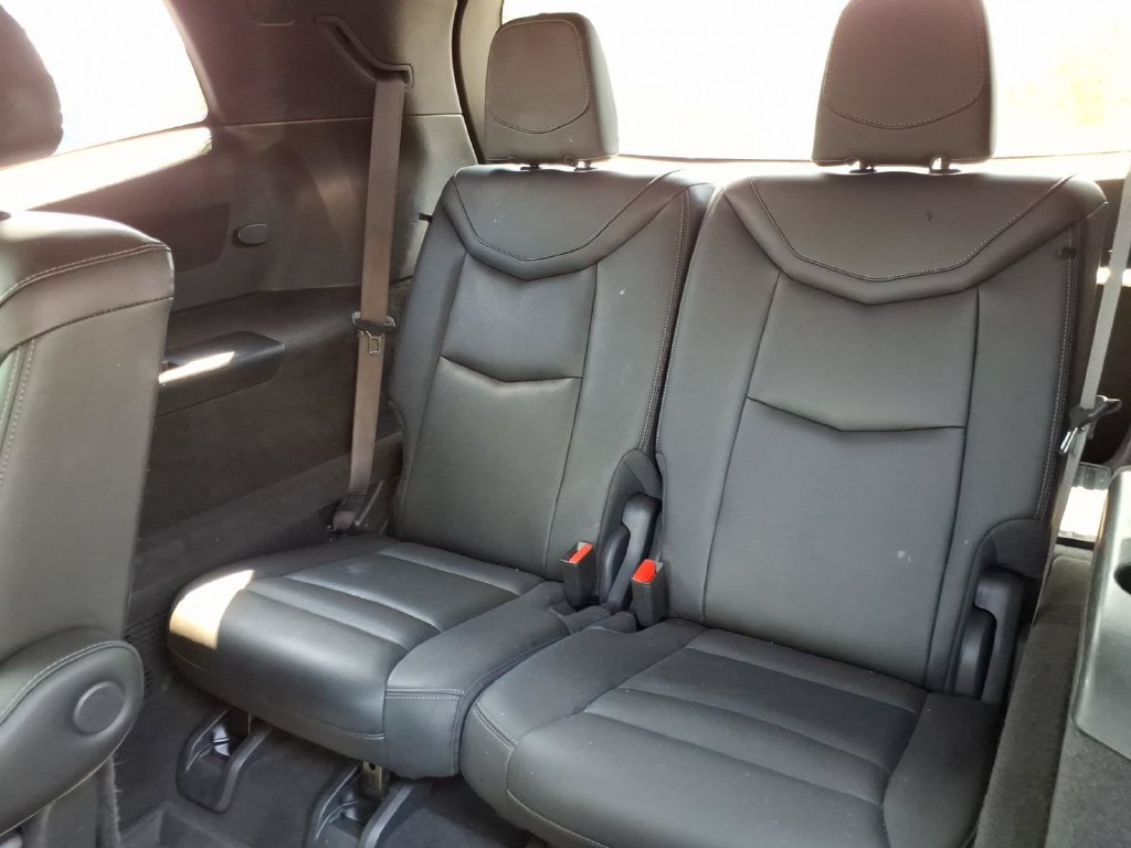 Used 2024 Cadillac XT6 Premium Luxury w/ LPO, Floor Liner Package AWD/4WD image 10