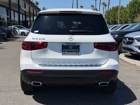 New 2026 Mercedes-Benz GLB 250 image 17