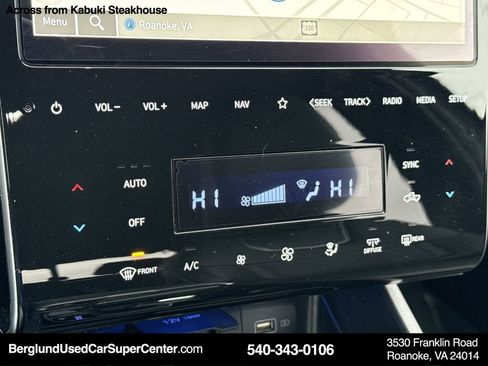 Used 2024 Hyundai Santa Cruz Limited image 28