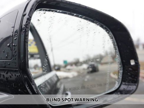 Used 2019 Bentley Bentayga AWD/4WD image 6