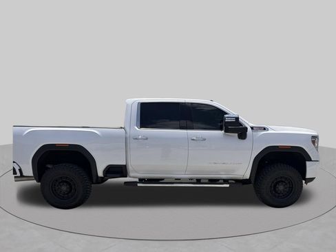 Used 2020 GMC Sierra 2500 Denali w/ Denali Ultimate Package AWD/4WD image 9