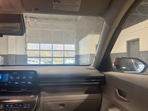 Used 2025 Hyundai Kona SEL image 35