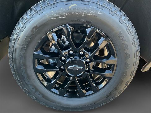 New 2026 Chevrolet Silverado 2500 LT w/ Trail Boss Package image 14
