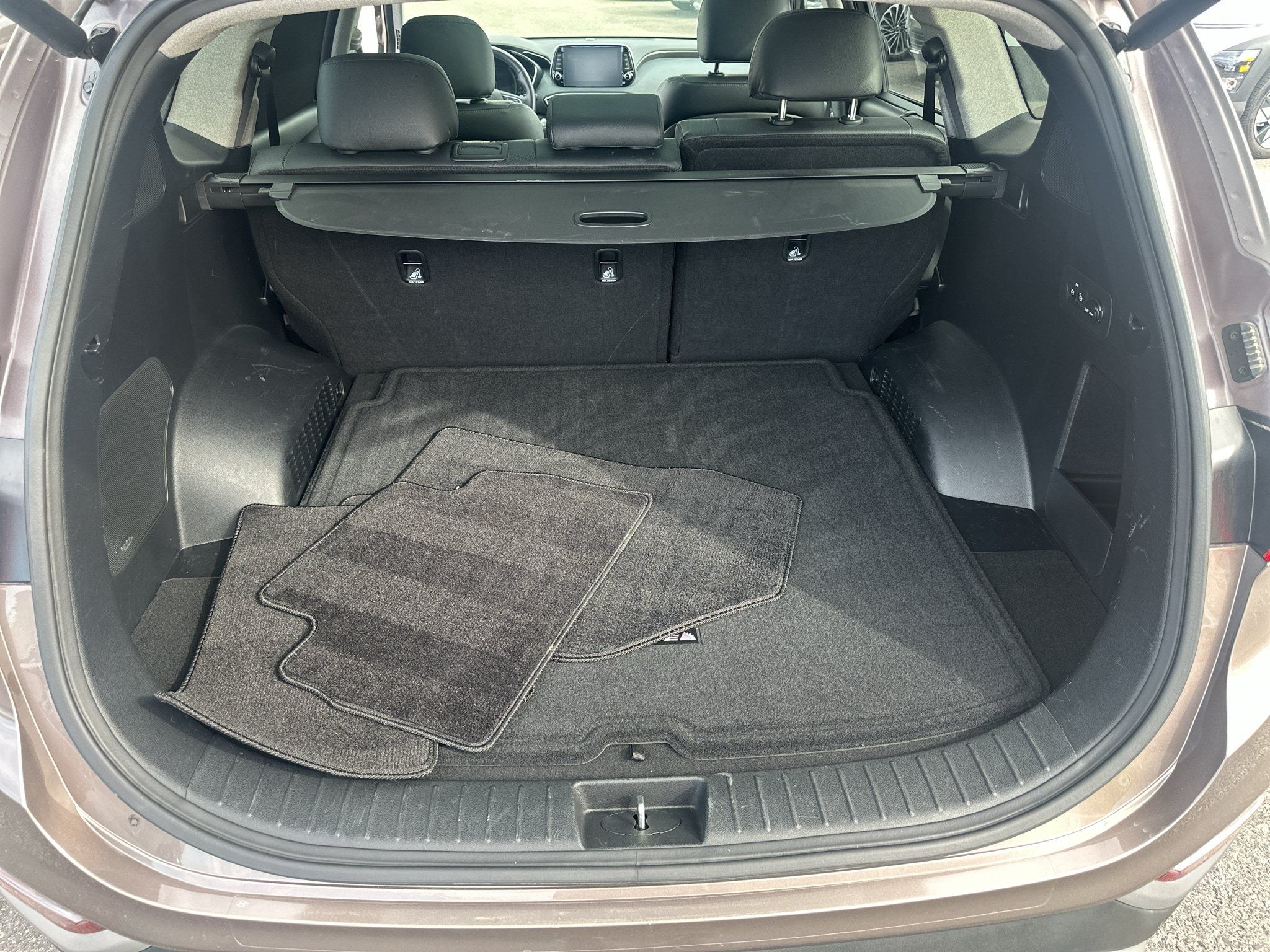 Used 2019 Hyundai Santa Fe AWD image 18