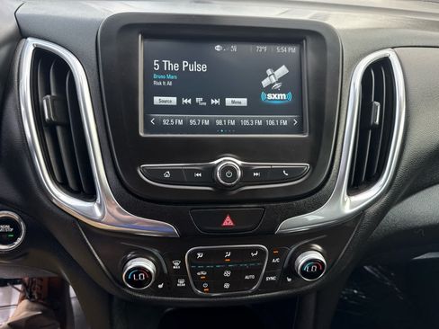 Used 2018 Chevrolet Equinox LT AWD/4WD image 20