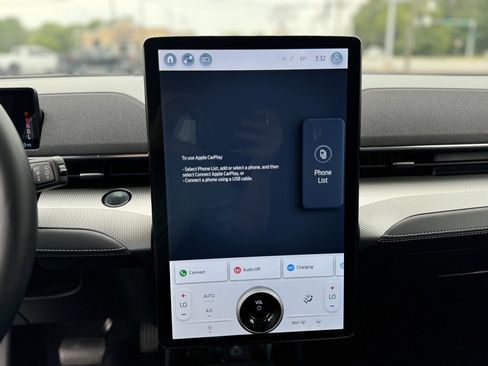 New 2023 Ford Mustang Mach-E Select image 9