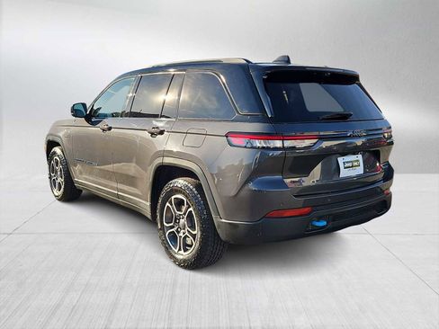 Used 2022 Jeep Grand Cherokee Trailhawk w/ Luxury Tech Group III image 6